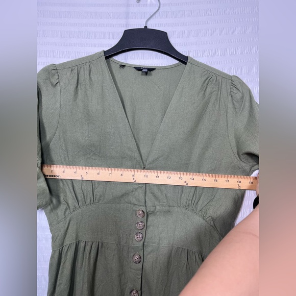 Buffalo David Bitton Womens
Mariposa V Neck Button Front Green
Midi Dress Size M - Picture 7 of 9